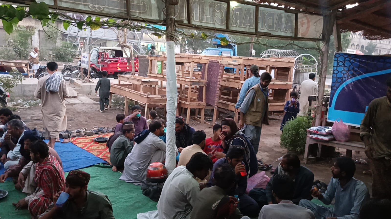 13th Iftari |روزانہ افطار دسترخوان بھینس کالونی کراچی